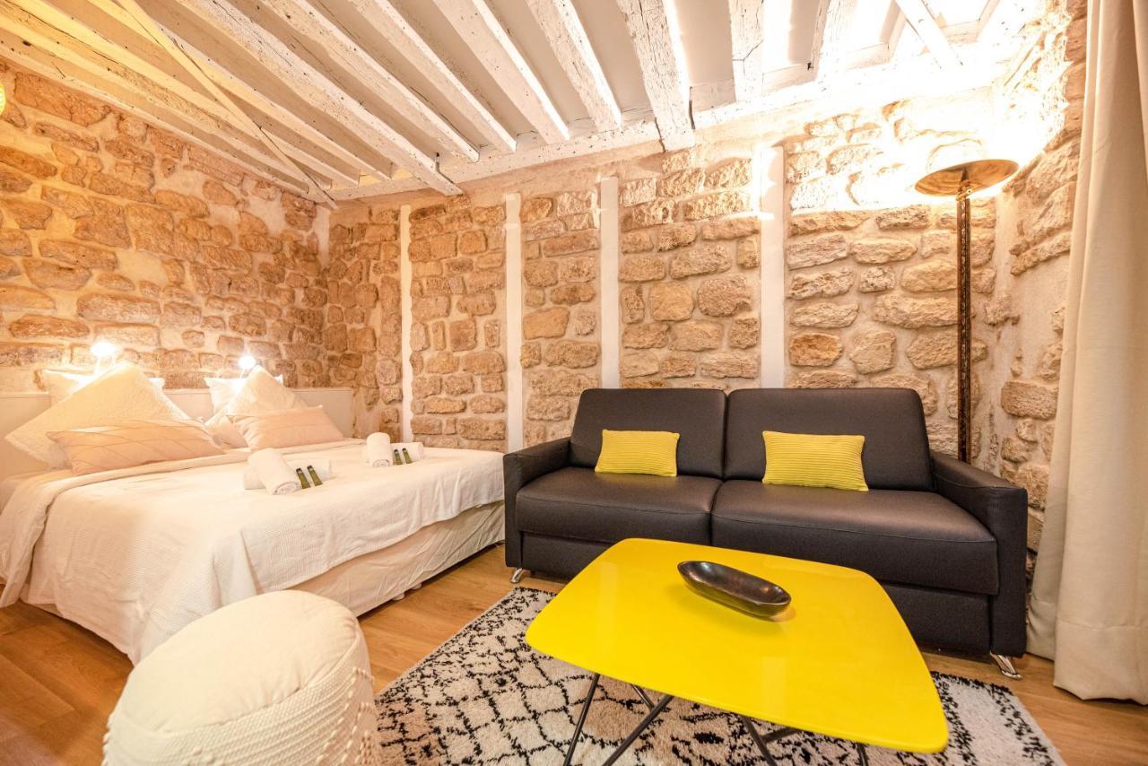 Cosy In Center - With Ac * Parijs